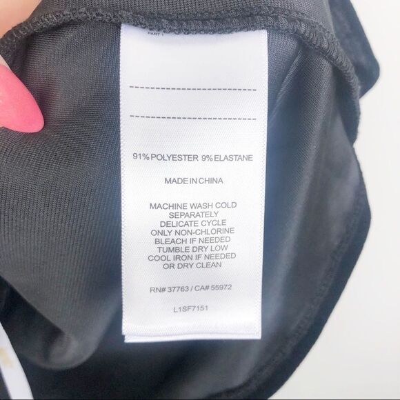 LAUNDRY BY SHELLI SEGAL | Black Velvet Peasant Top - Picture 10 of 11